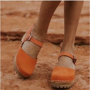 MIA ABBA Leather Clog Sandal Limited Edition in Coral